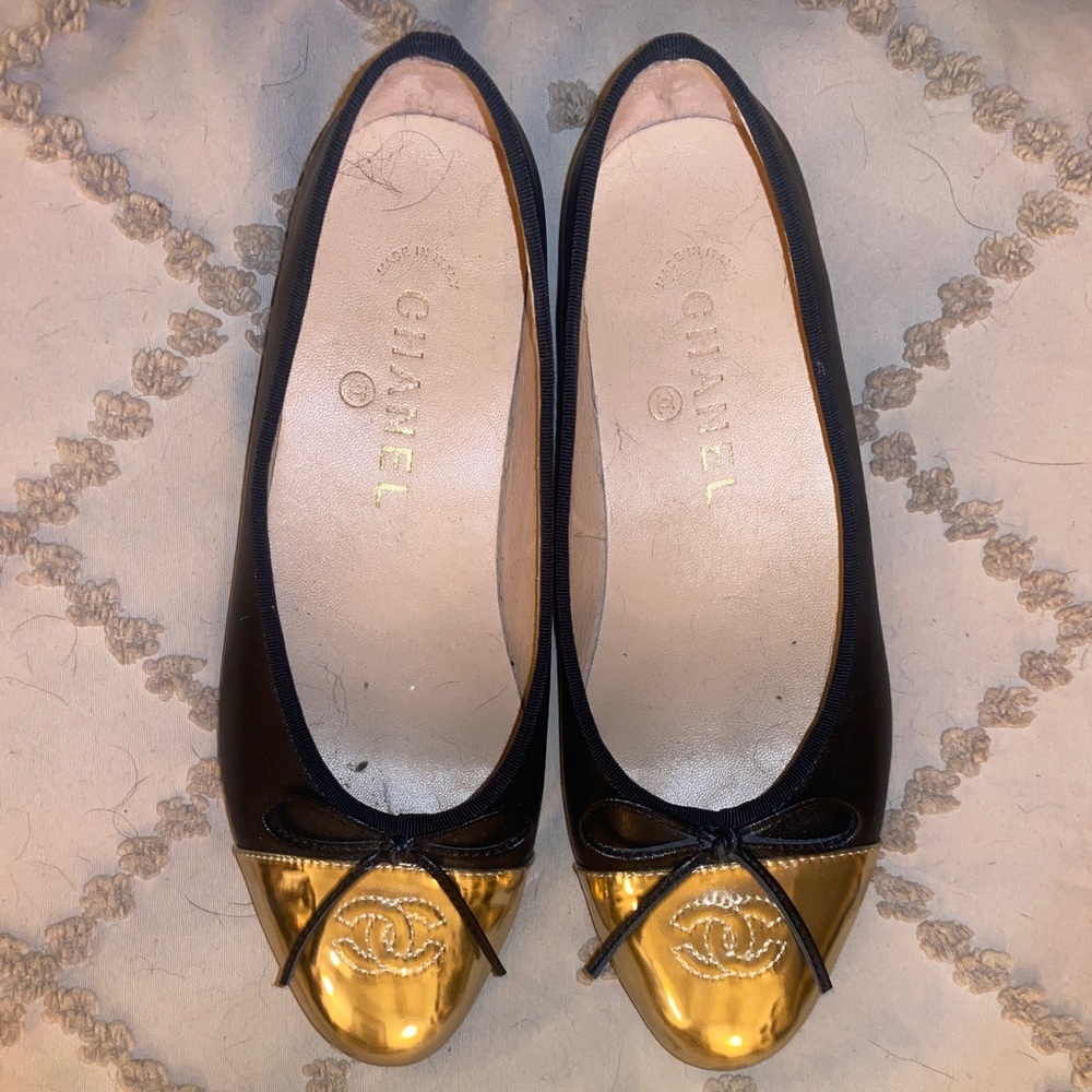 Ballet flats